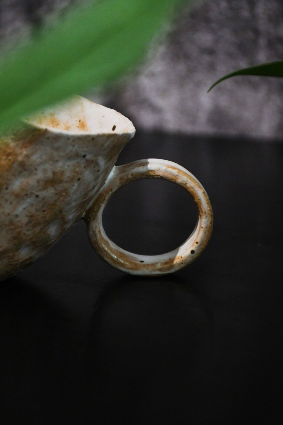 Half-Lying Cup, Milky amber