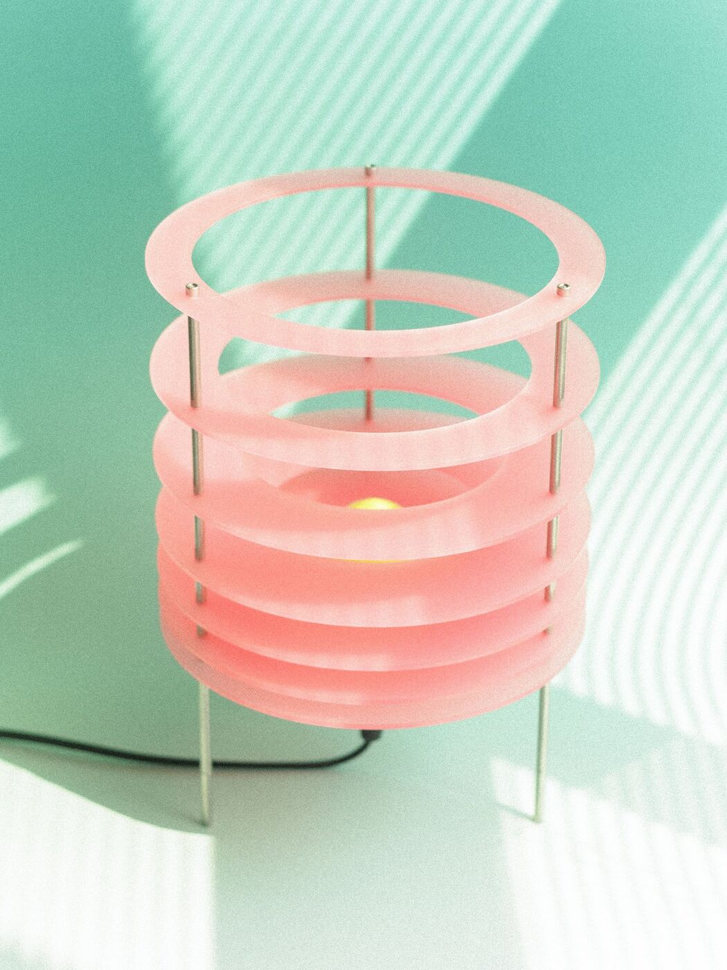 Yun Fu Lamp, Pink
